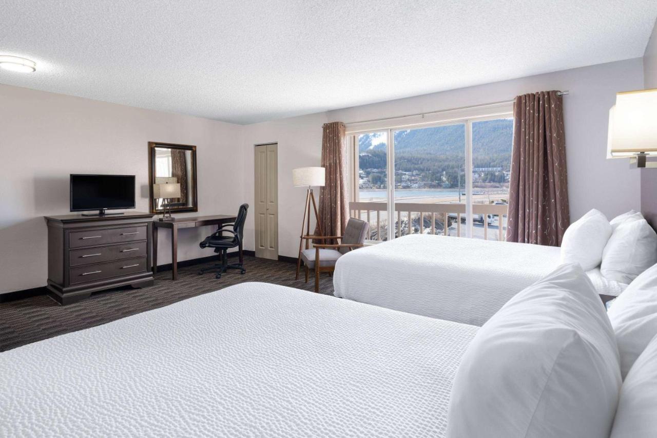Ramada By Wyndham Juneau Exterior photo